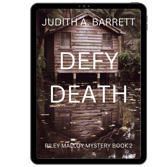 Defy Death: Riley Malloy Mystery 2 eBook
